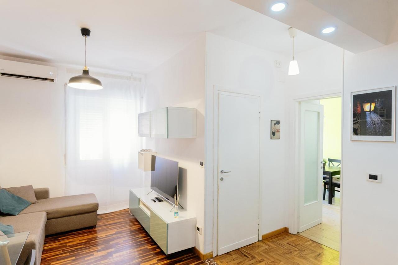 Casa Kalimera Moderna Attrezzata E Vicino Metro Rom